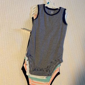 Carter’s Tank top Onesies 5pk